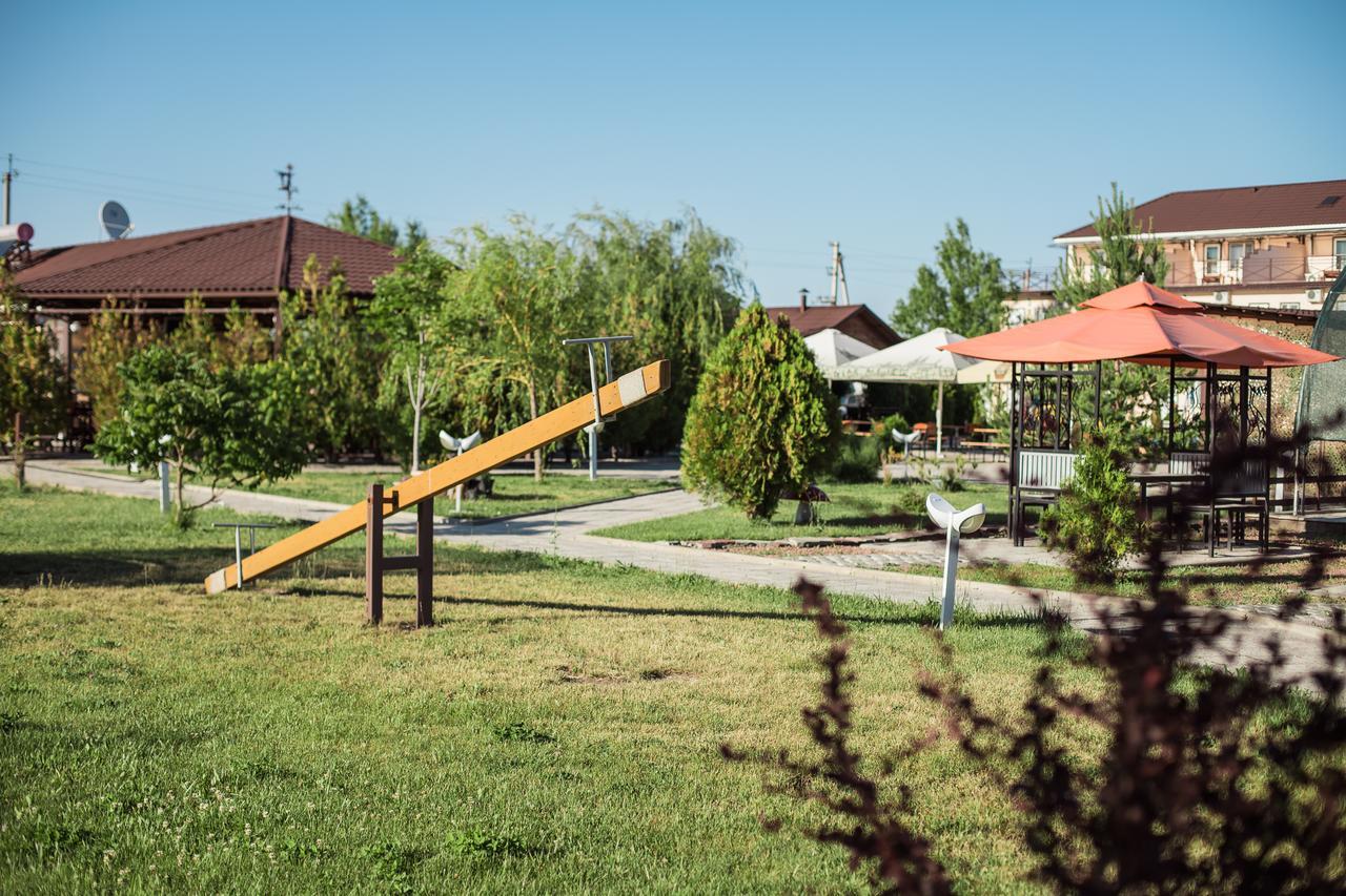 Picnic Park Hotel Shenggeldi Bagian luar foto