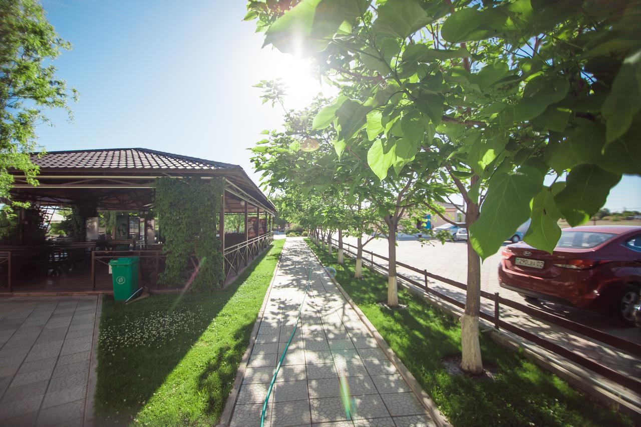 Picnic Park Hotel Shenggeldi Bagian luar foto
